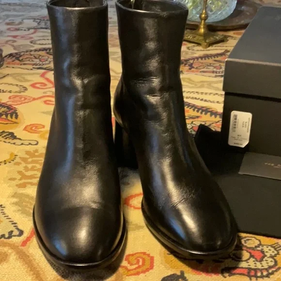 Rag & Bone leather boots with back zip - Picture 4 of 6